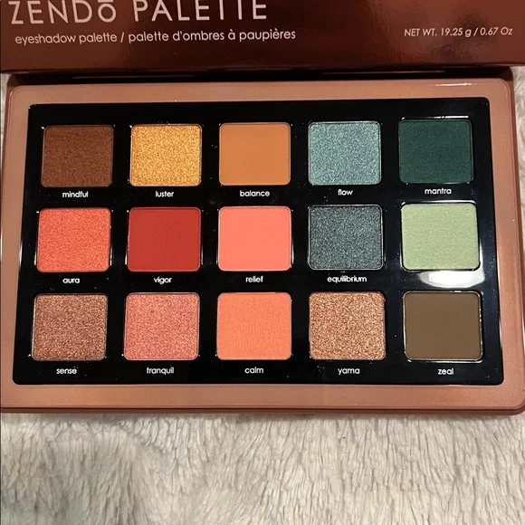 BNIB Natasha Denona Zendo Eyeshadow Palette - Picture 3 of 6